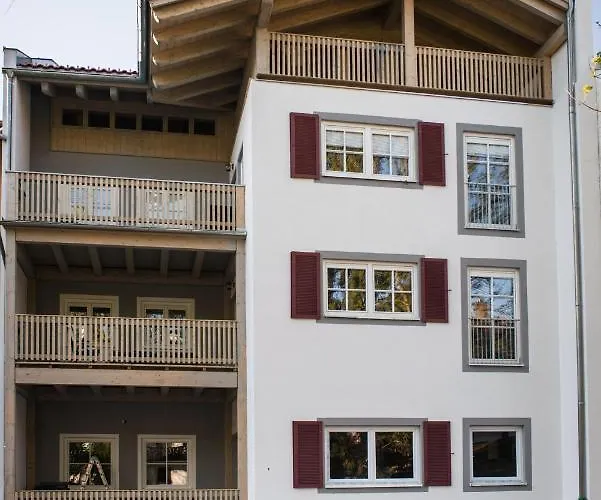 Haus Ludwig Alpenkraehe * Garmisch-Partenkirchen